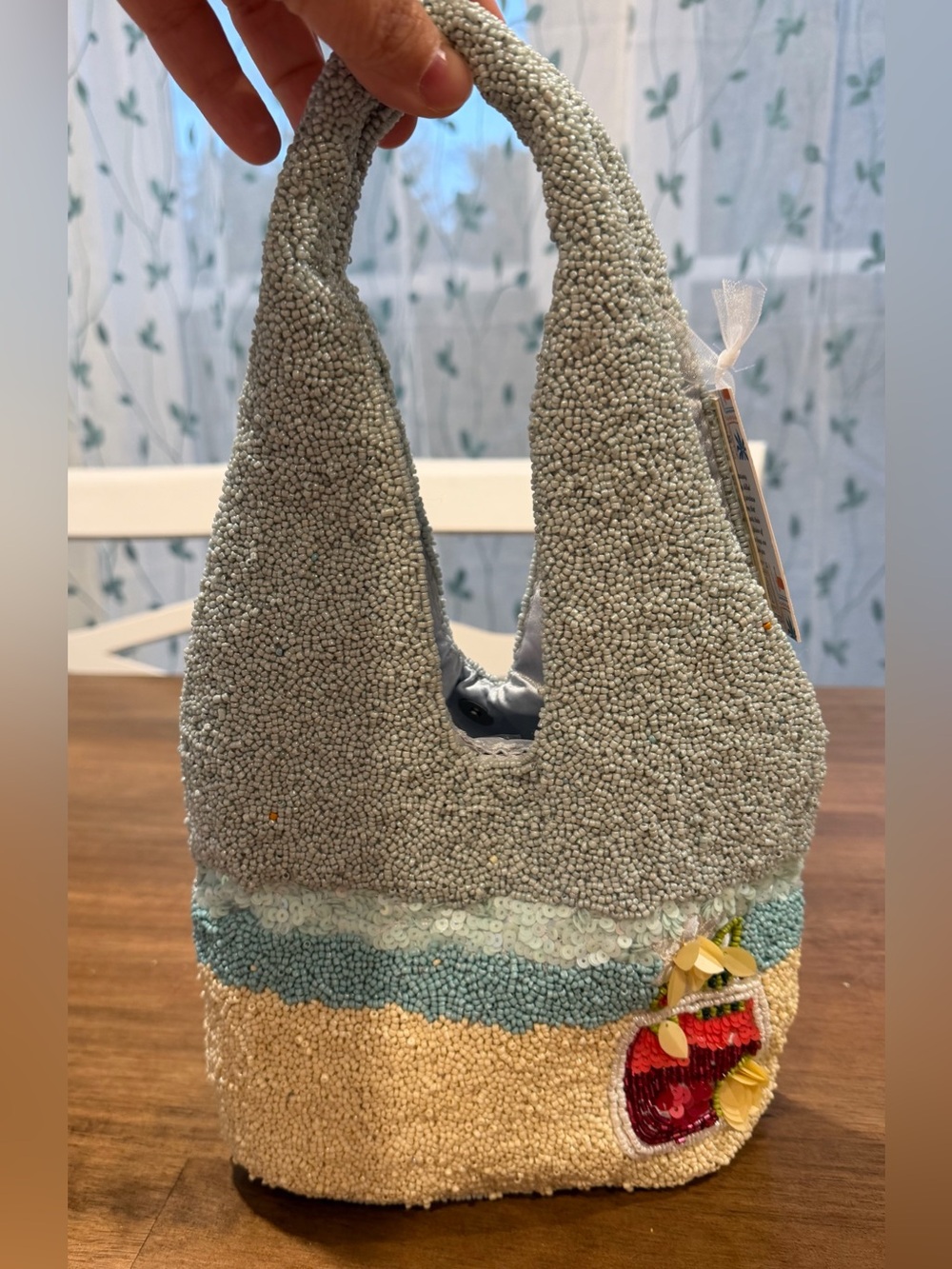 Hand Beaded Beach Scene Shoulder Bag - Picture 2 of 4